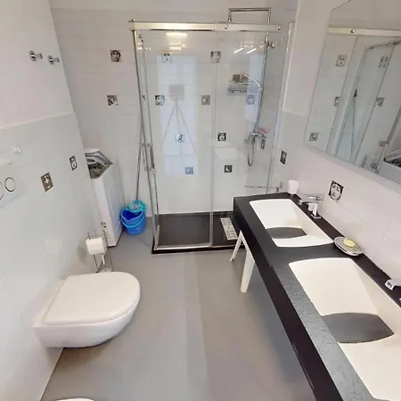 120n - Joli 2p Climatise Avec Terrasse Et Parking Prive Appartement Roquebrune-Cap-Martin